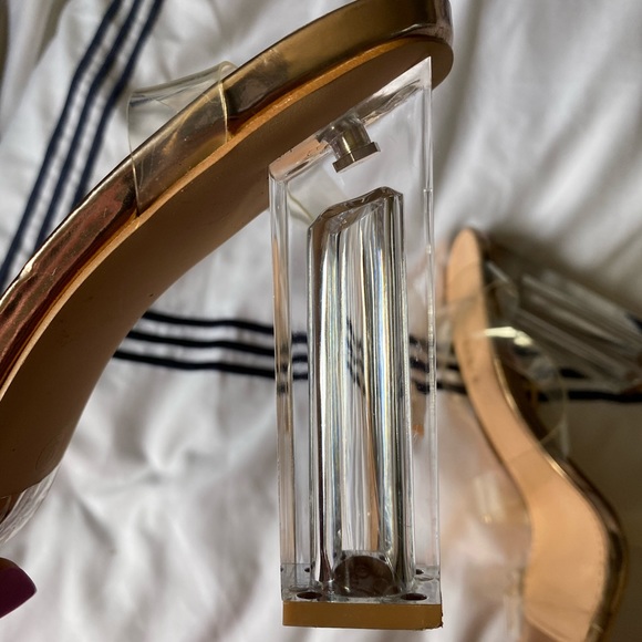 Fashion Nova clear heels - Picture 4 of 4